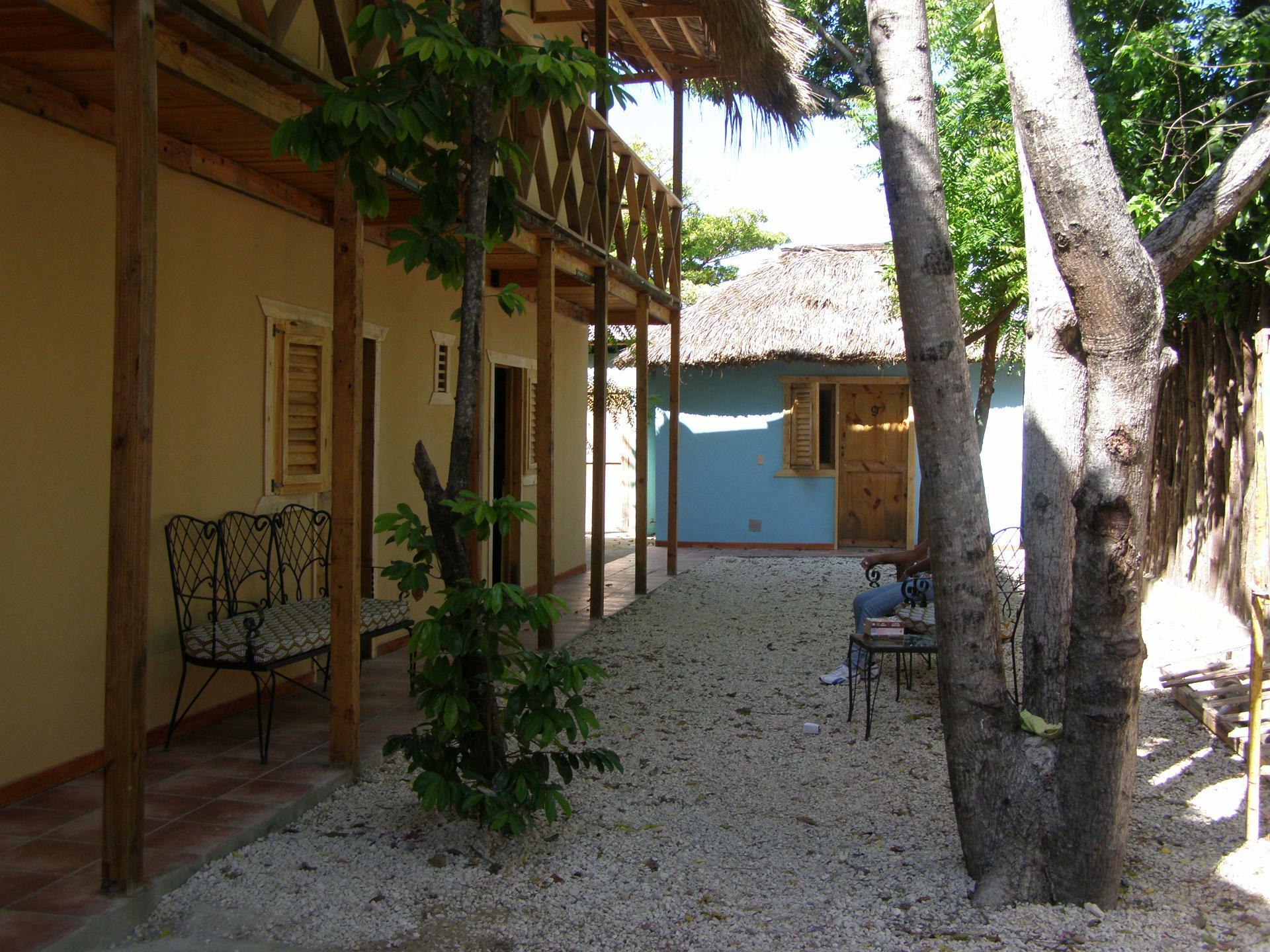 Hotel Loro Tuerto Barahona Exteriör bild