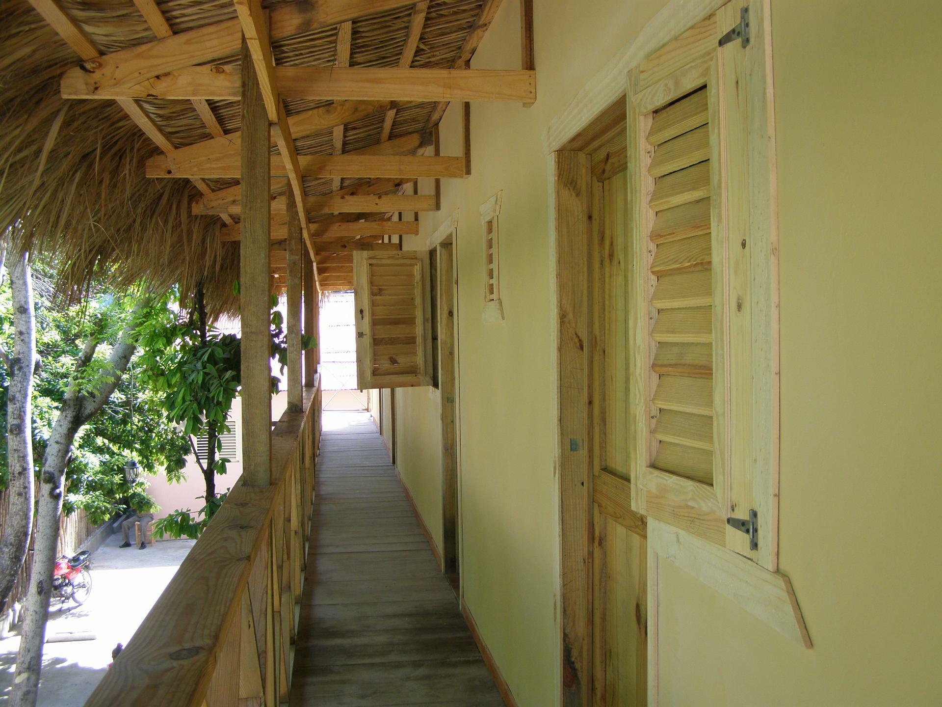 Hotel Loro Tuerto Barahona Exteriör bild